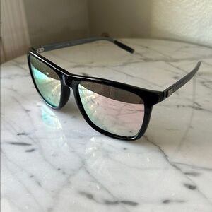Merry’s Black Sunglasses with Reflective Lenses
